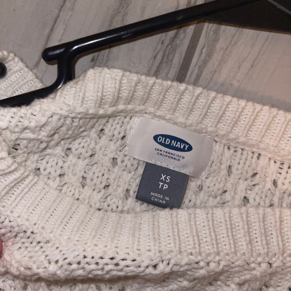 old navy slightly cropped sweater